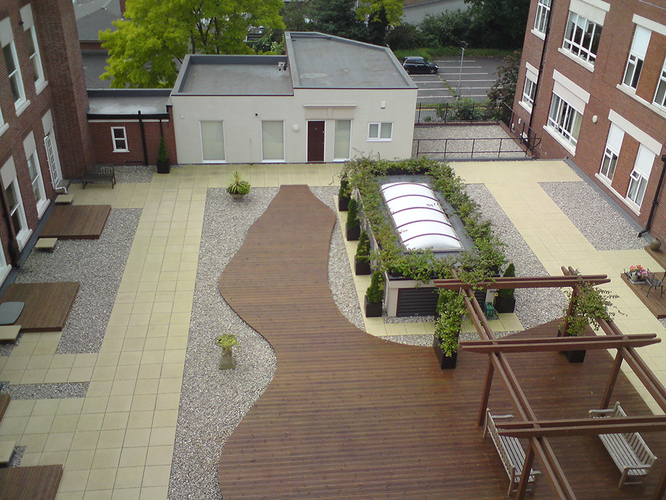 Ballasted and Paved Roof Charleston House.JPG